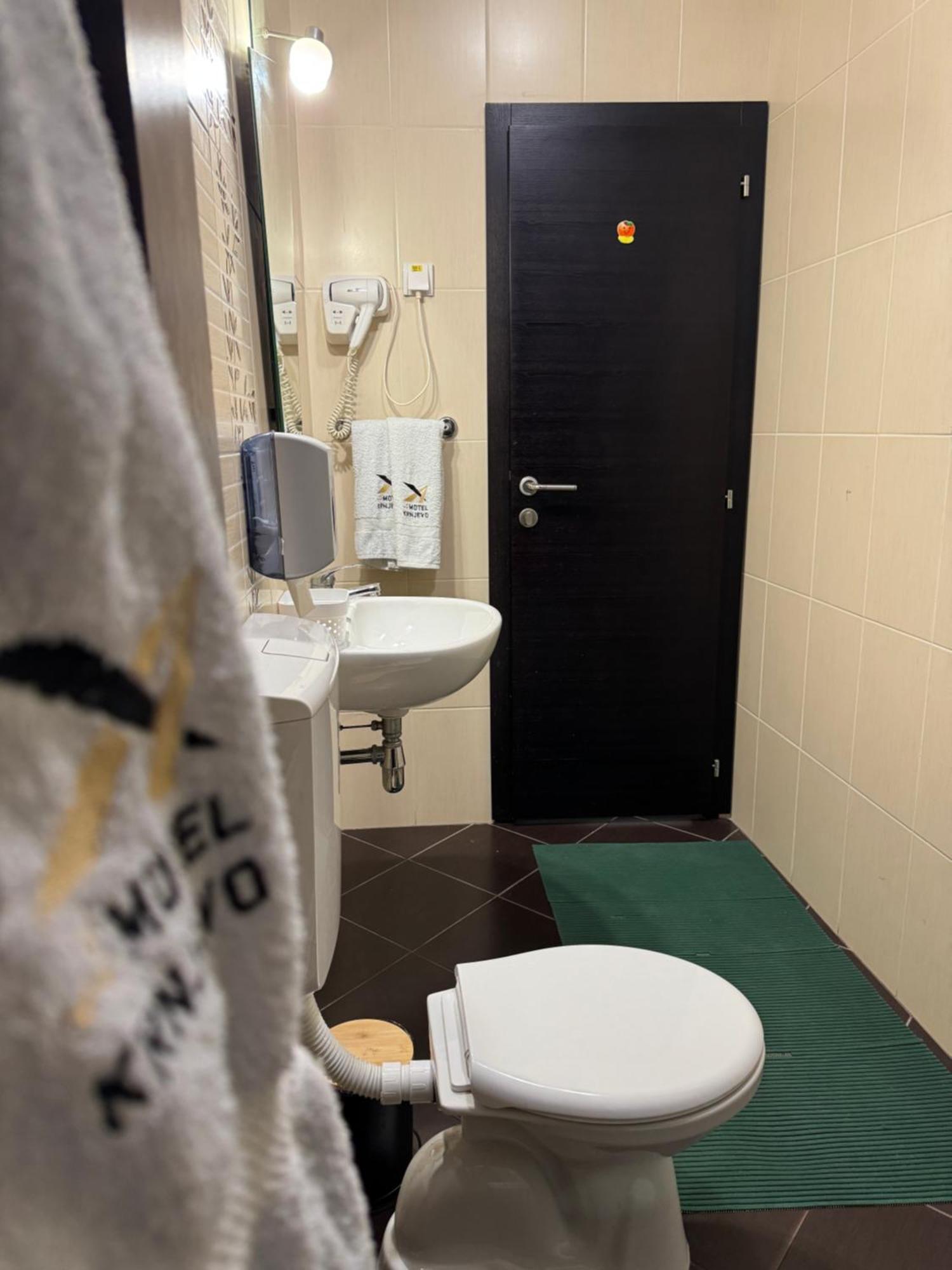 Motel Krnjevo Eksteriør bilde